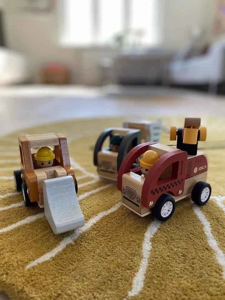 Camion Benne à Rétrofriction en Bois FSC