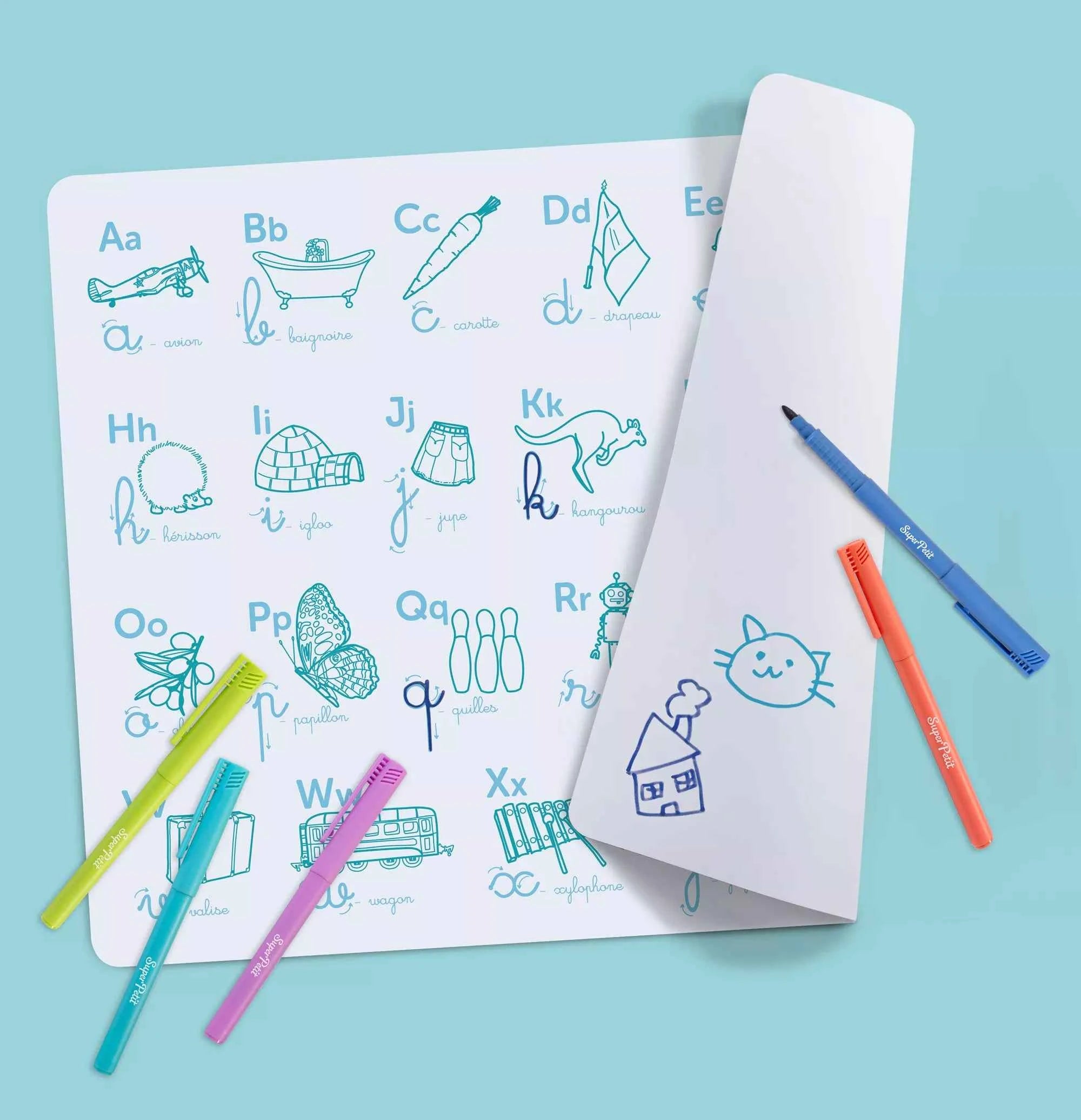 Abécédaire en silicone illustré pour l'apprentissage ludique de l'écriture par les enfants - Couettes et Chouquettes