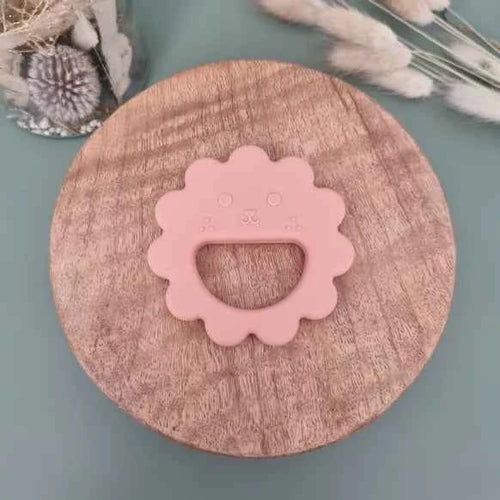 Anneau de dentition en silicone Lion - Pêche - Couettes et Chouquettes